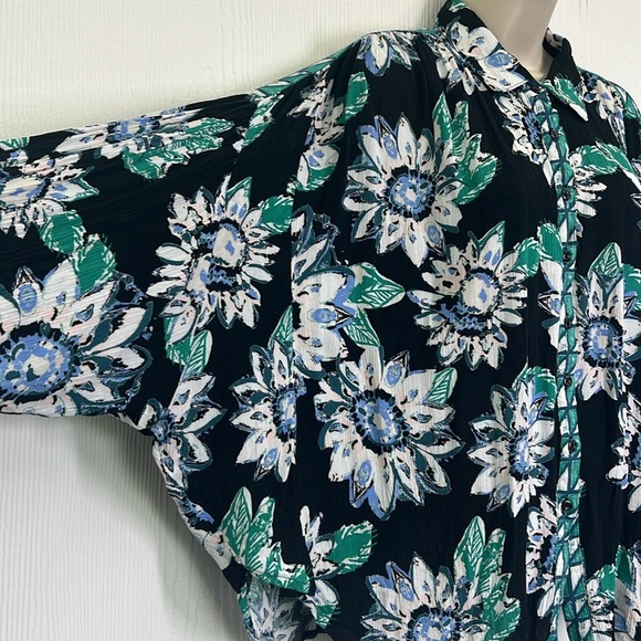 Free People - Good Vibrations Floral Teal Black Button Down Oversized Blouse XS - Picture 6 of 13